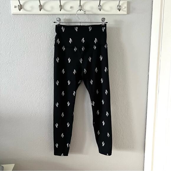 Beyond Yoga Cactus Print High Waisted 7/8 Leggings - Picture 2 of 7